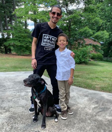 Jonathan Fritschi Travel Different New Places with His Son.